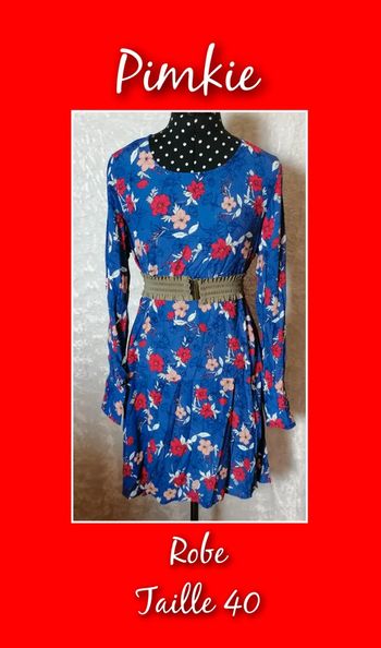 Robe courte fleurs bleur rouge blanc taille 40 Pimkie