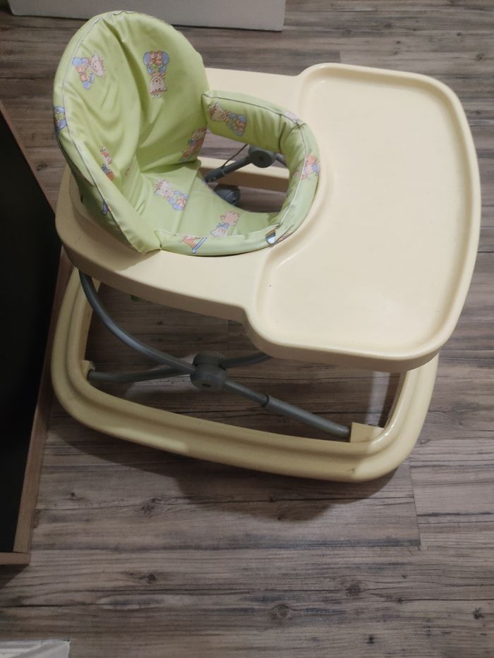 Trotteur bébé 9-18 mois - photo numéro 2
