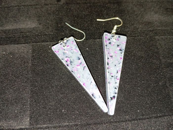 Boucle d'oreilles grand triangle - photo numéro 3