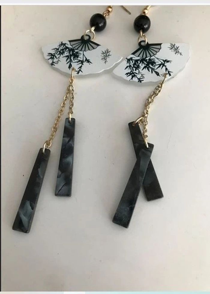 Boucles d'oreilles pendantes style éventail 🌸 - photo numéro 3