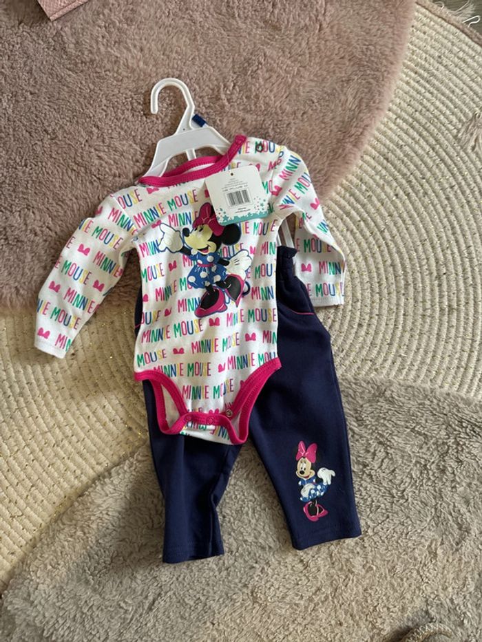 Ensemble Disney Minnie 3 mois  neuf