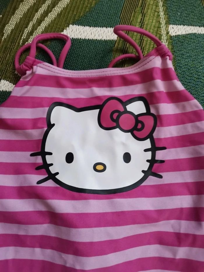 Maillot de bain Hello Kitty | taille 5/6ans - photo numéro 2