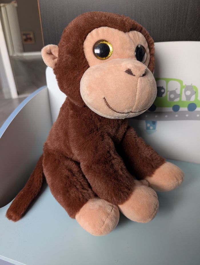 Peluche singe 30 cm smyths