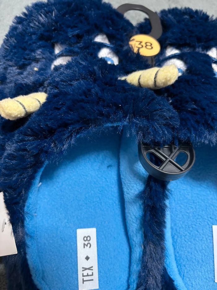 Chaussons monstres bleus - photo numéro 3