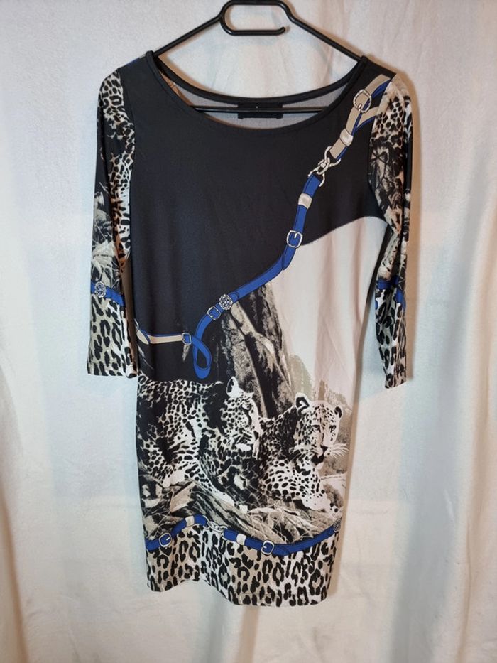 Robe Melrose