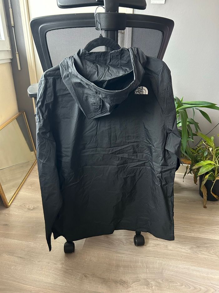 Veste coupe vent The North Face - photo numéro 5