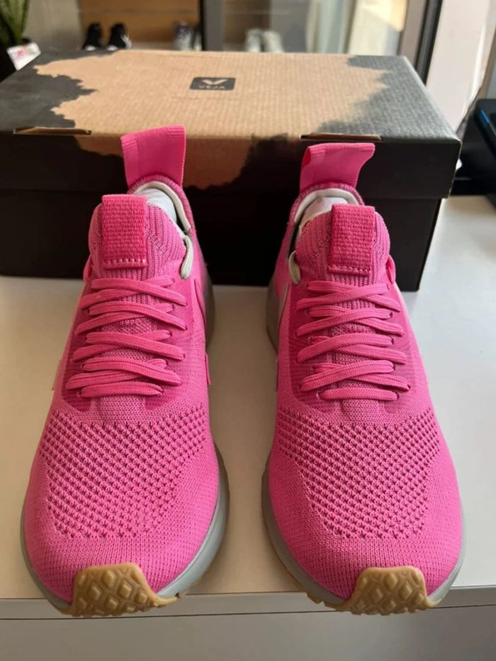Veja Rick Owen Pop Pink 37 - photo numéro 2
