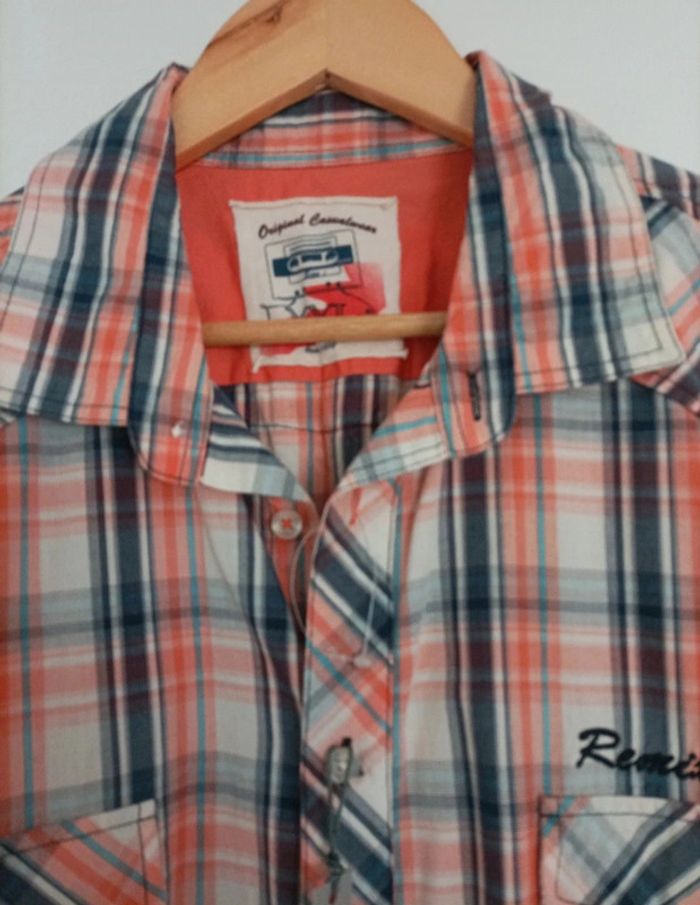 Superbe chemise à carreaux - photo numéro 2