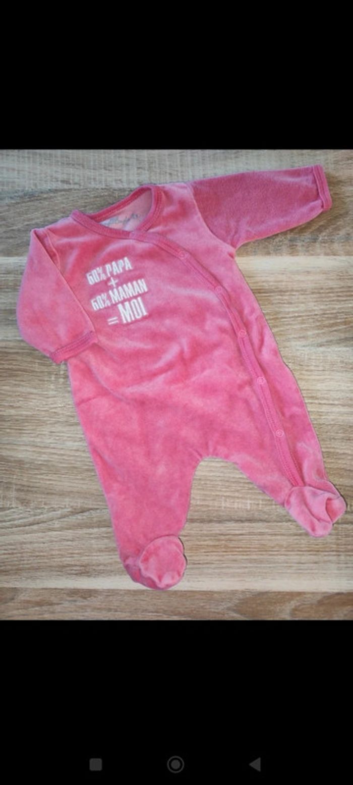 Lot de 14 pyjamas 1 mois - photo numéro 13