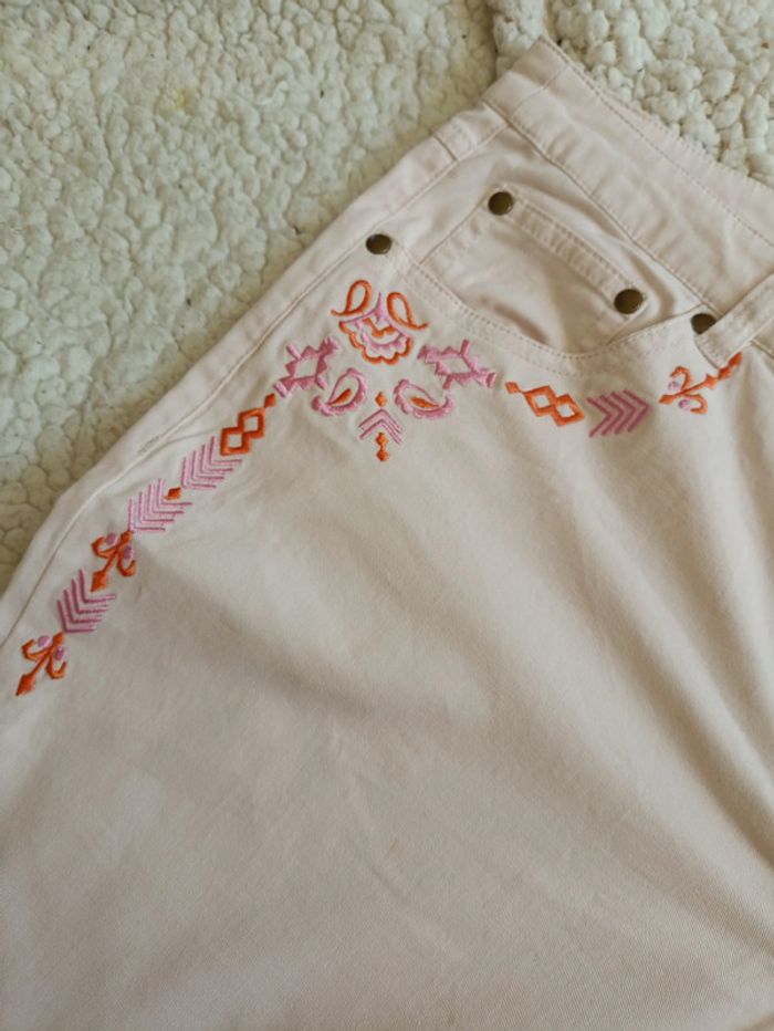 Pantalon rose clair brodé – Celaïa vintage cute kawai broderie - photo numéro 2