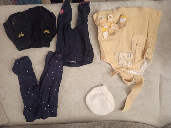 Vêtements fille 1 mois. - photo numéro 2
