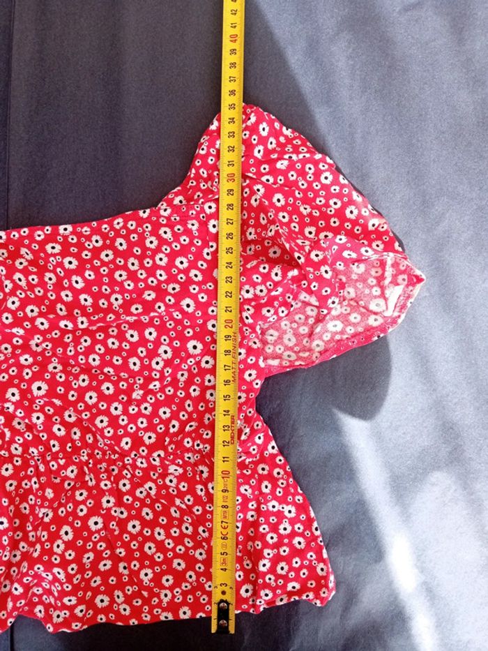Croc top rouge avec motif fleuri - photo numéro 6