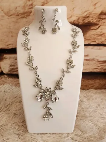 💎Parure Collier + Boucles d’oreilles 💎