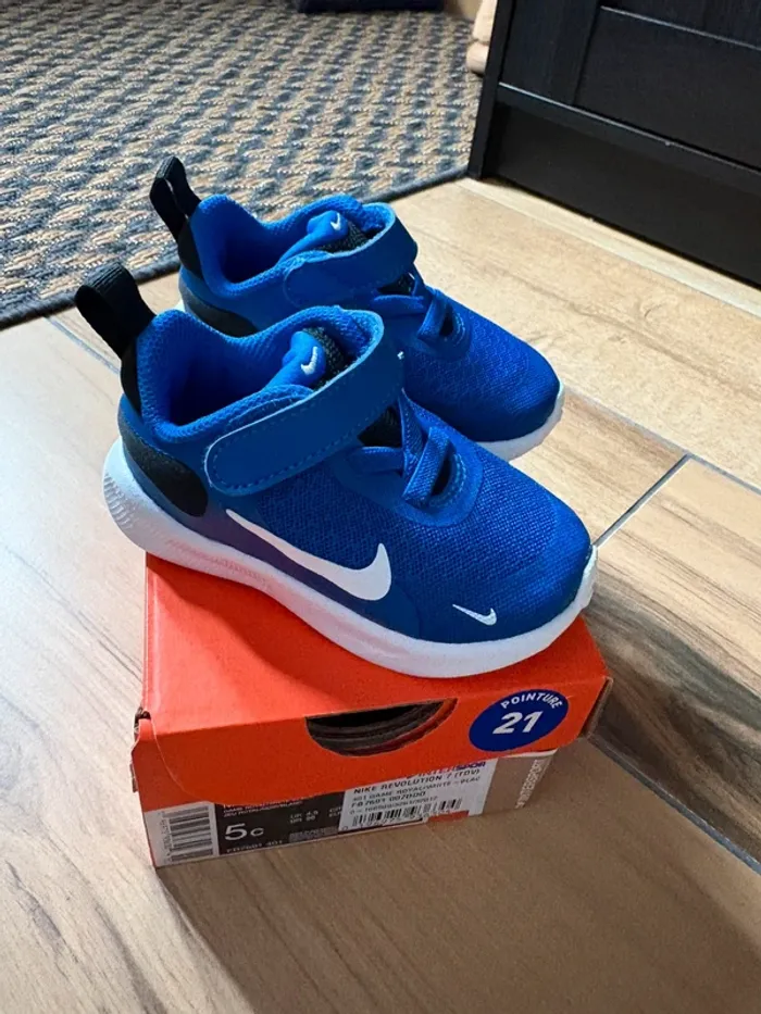 Baskets Nike 21