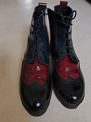 Boots Andréfia noir et bordeaux en 38