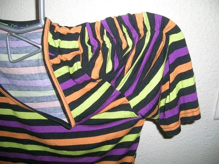 tee-shirt rayé 4 couleurs manches gigot "comme une femme" T.4 - photo numéro 4