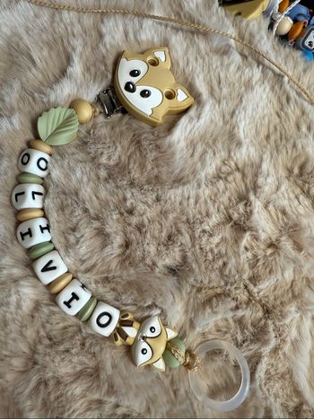 Attache tétine renard