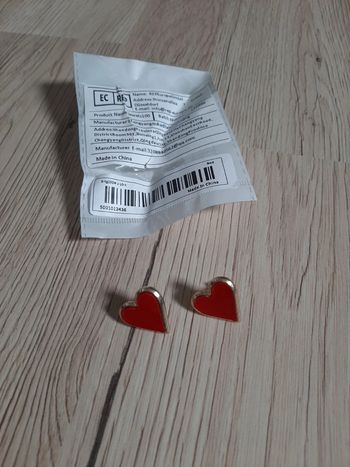 Super paire de boucles d'oreilles