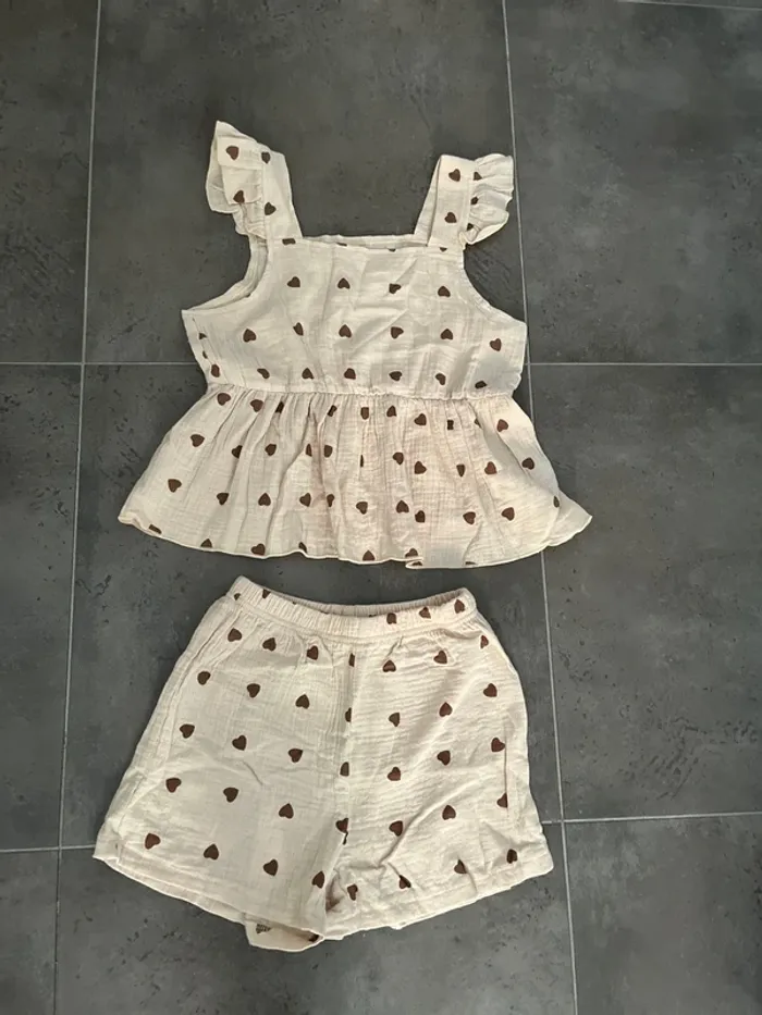 7 ans - ensemble beige/marron cœur gaz de coton