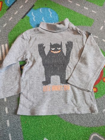 t-shirt gris col roulé