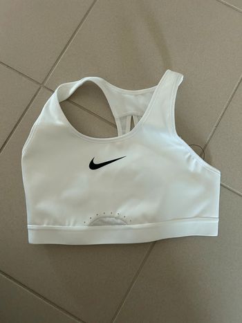 Brassière Nike taille s