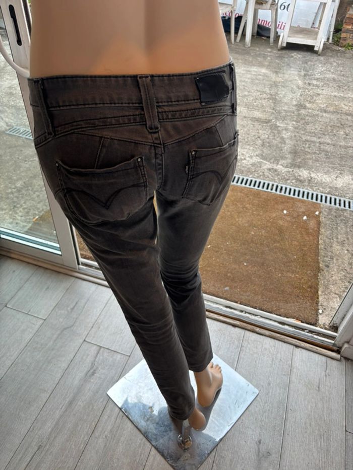 Jeans Lévis femme low rose skinny noir - photo numéro 5