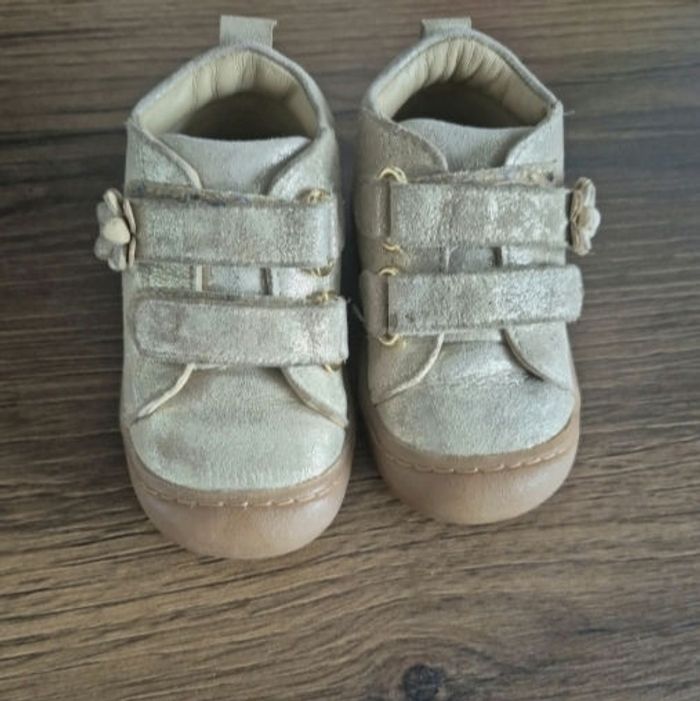 Chaussure bébé - photo numéro 2