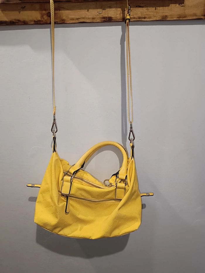 🌟Sac bandoulière jaune femme TBE été 🌟 - photo numéro 4