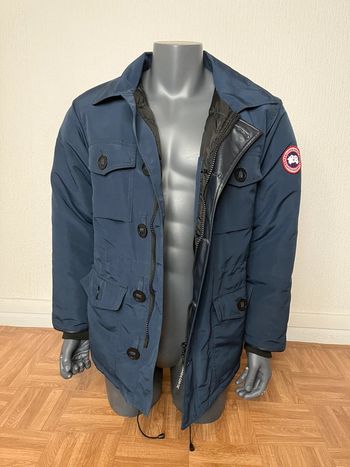 Manteau parka bleu Canada Goose