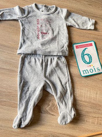 Pyjama 2 pièces t.6m