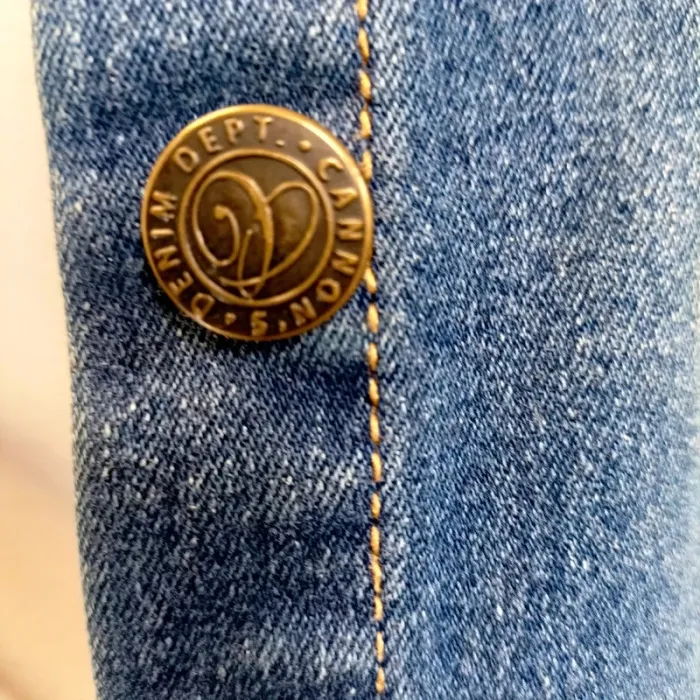 Veste en jeans upcyclé Amité Partage - Esmara - T44 - Jean brossé Upcycling Créateur - A170 - photo numéro 4