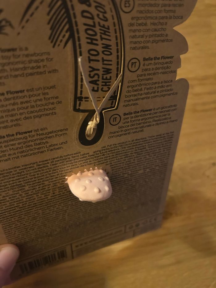 Jouet de dentition  - Bella la fleur  - Oli & Carol - photo numéro 4