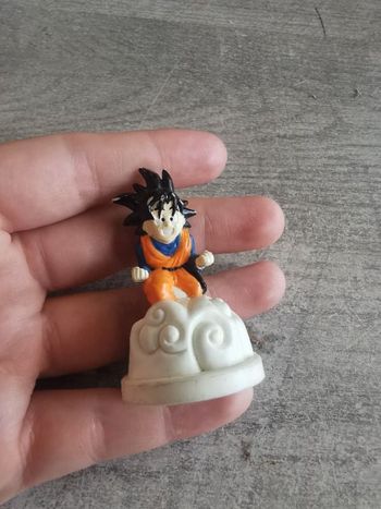 Petite figurine ancienne