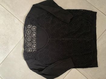 Joli gilet noir taille 38