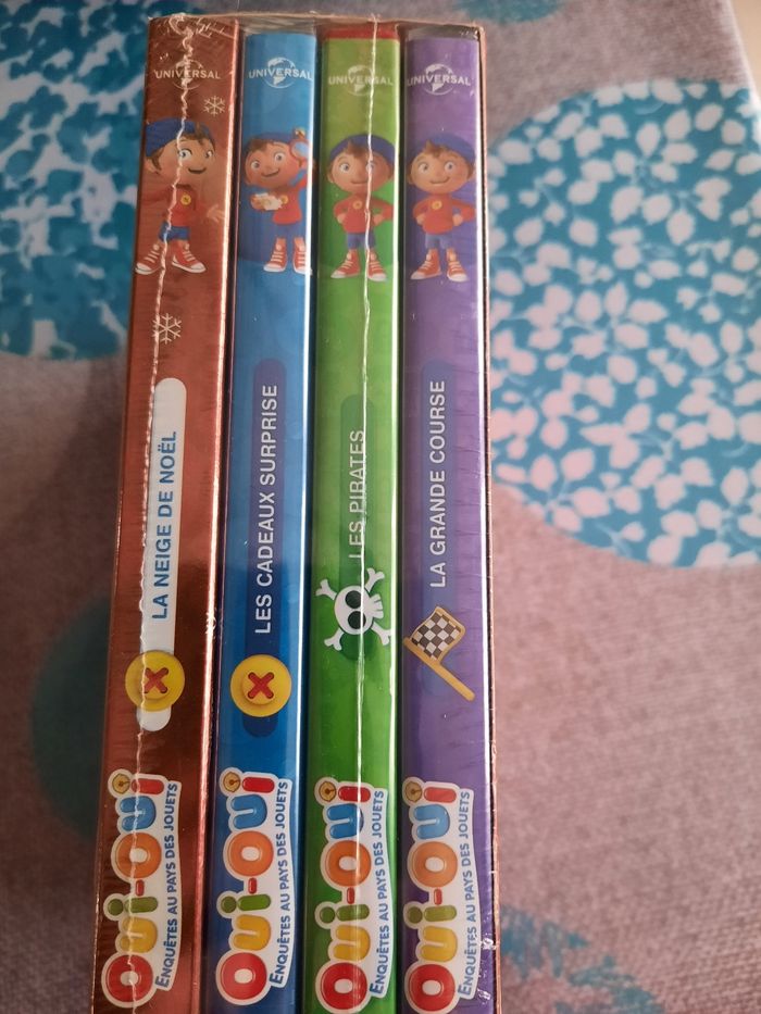 Lot de 4 dvds oui oui