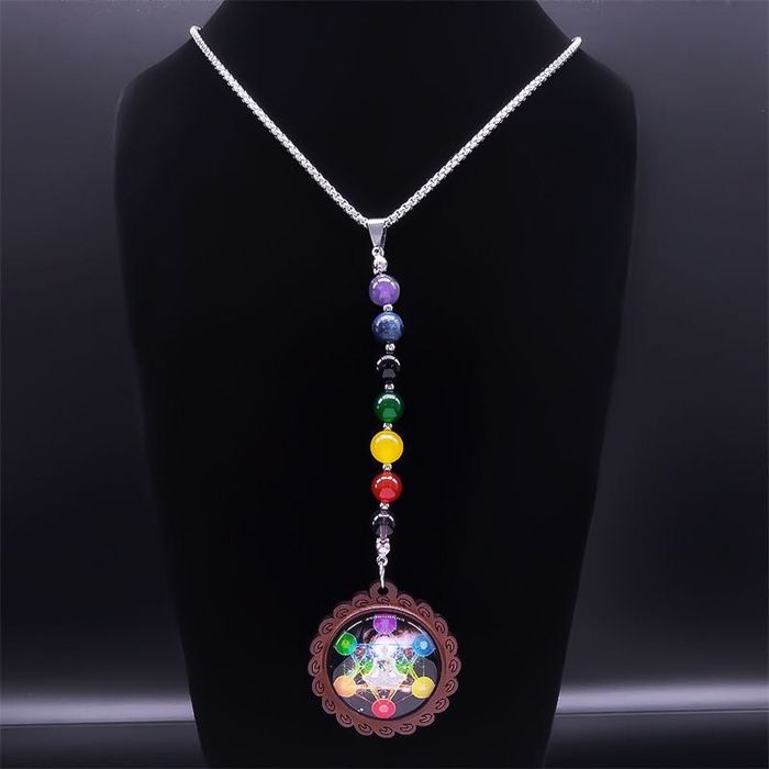 Collier talisman protection.
