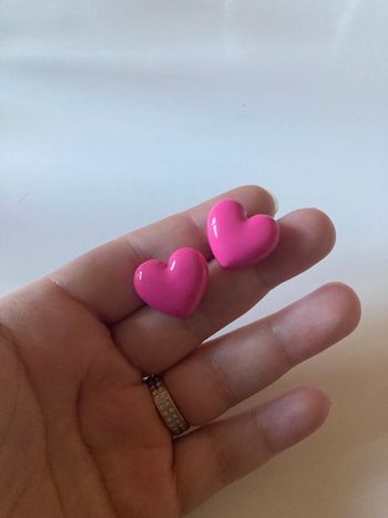 Boucles d’oreilles 💖 NEUVES forme de cœur couleur rose