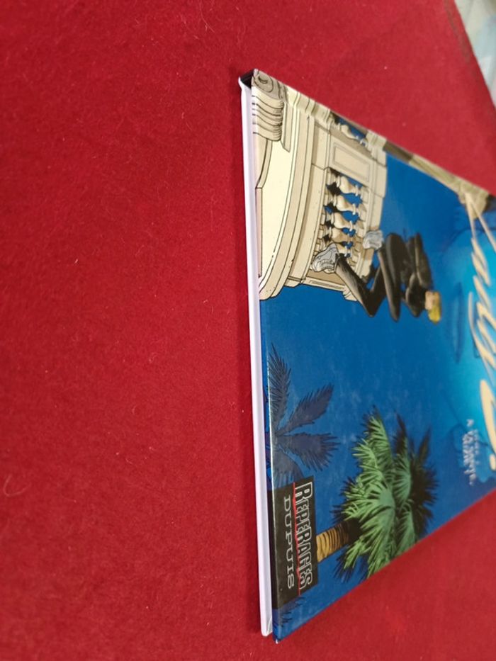 Lady s tome 2 " Aymond. van Hamme " Repérage Dupuis - photo numéro 2