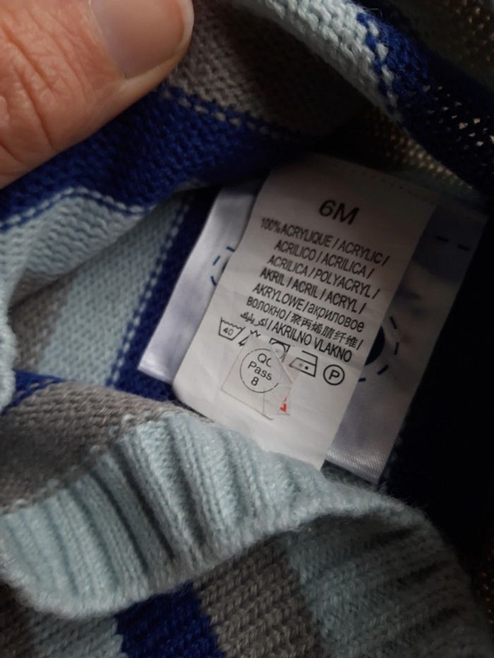 Pull 6 mois - photo numéro 3