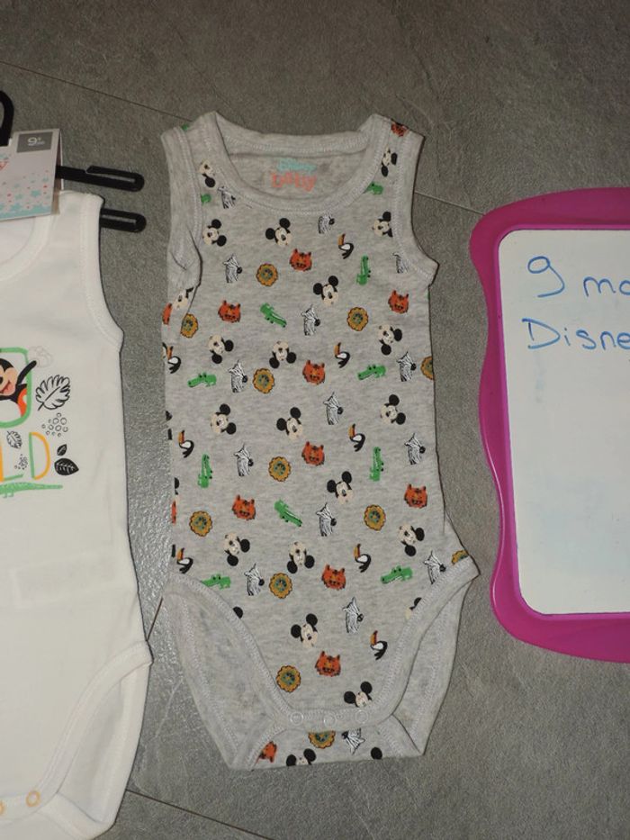 2 bodys mickey disney baby taille 9 mois neuf - photo numéro 3