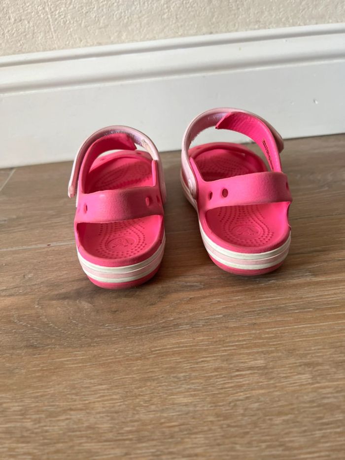 Sandales Crocs 10 / 28 - photo numéro 6