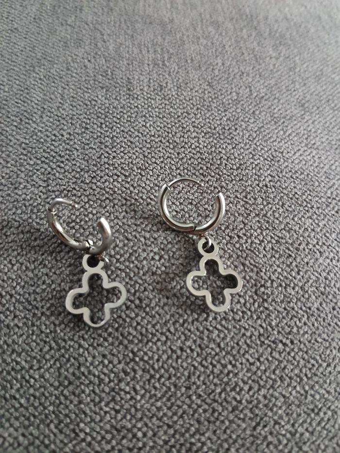 Boucles d oreilles - photo numéro 2