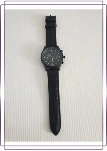 Montre noire Vuillemin Regnier, neuve,