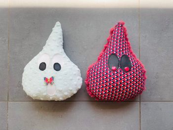 Lot peluches coussins décoratifs originale gouttes d’eau