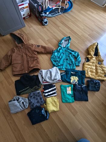 Lot 13 pièces