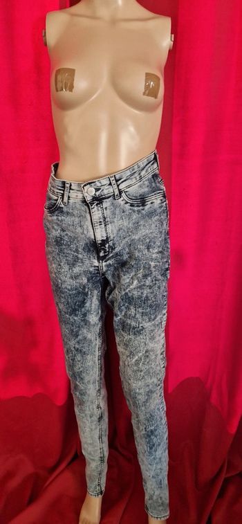 Jeans divided taille 40