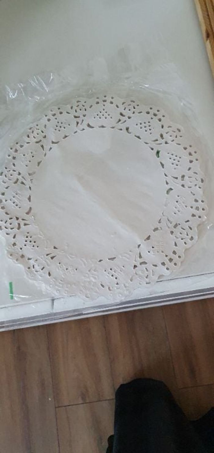 Napperons pour poser les gâteaux