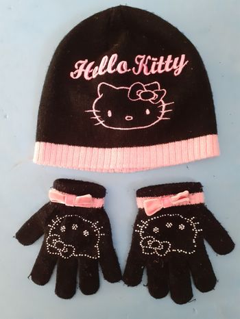 Bonnet et gants Hello Kitty