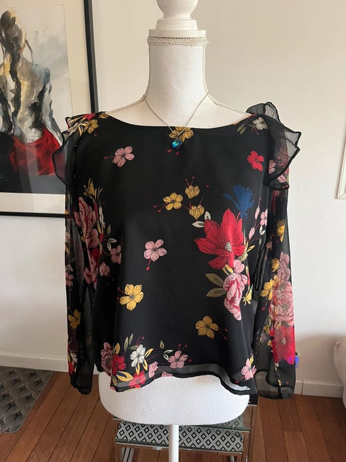 Blouse fleurie chic neuve avec étiquette - photo numéro 2