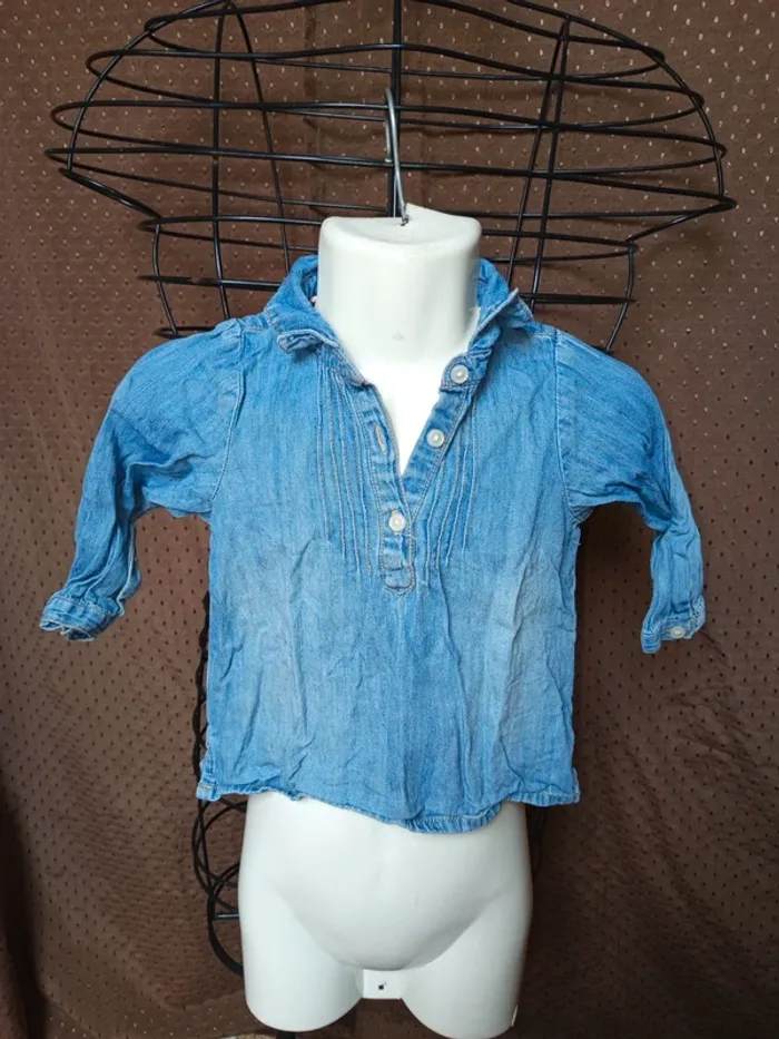 Haut en jeans  taille 12mois